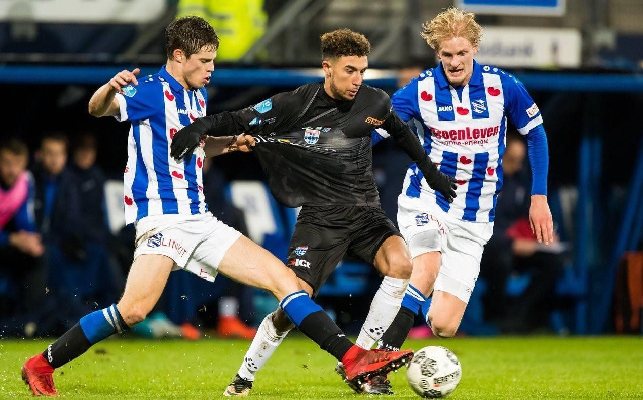 内马尔完成 内马尔完成