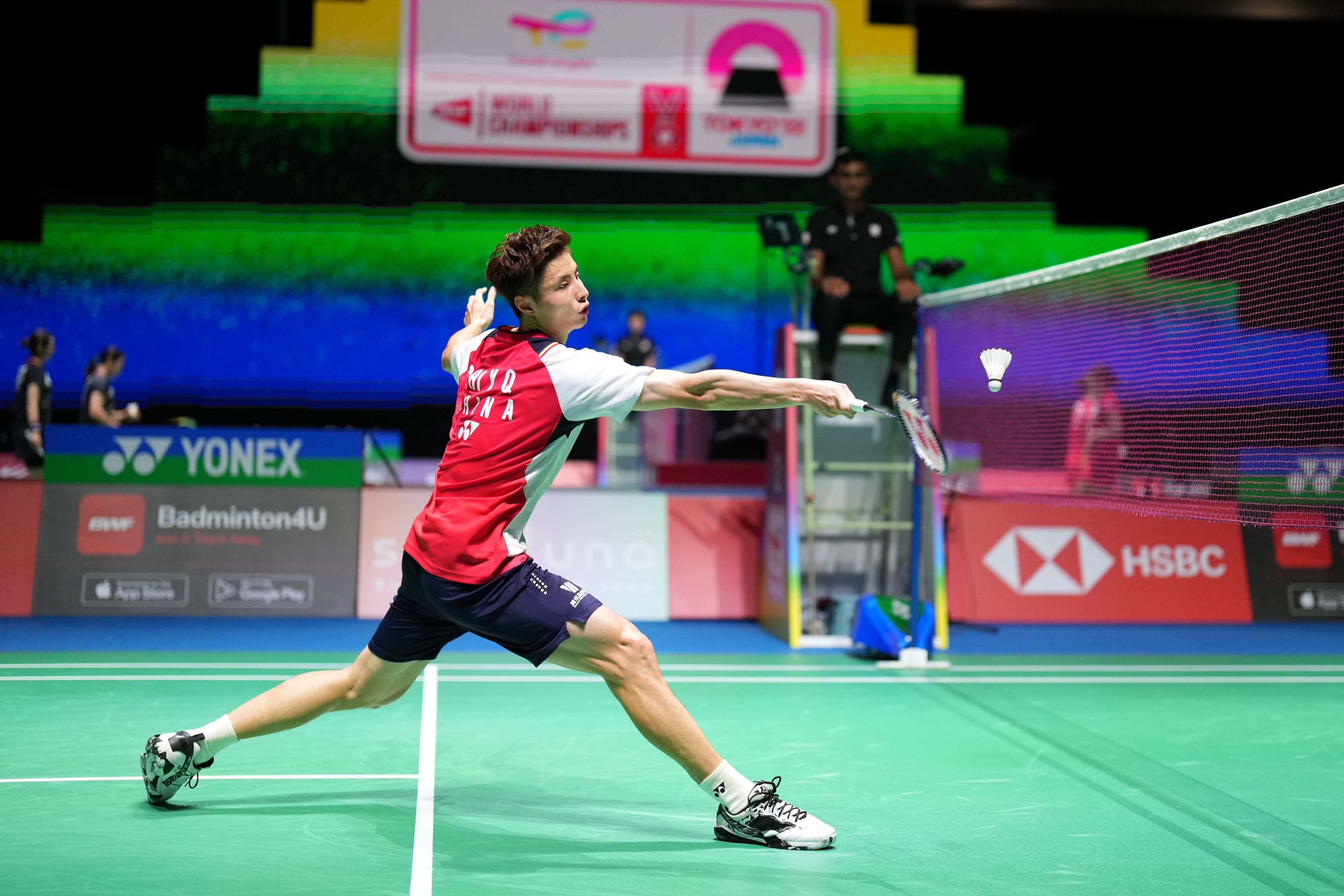 更是在过去 更是在过去