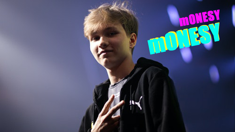 塞斯科结束11场球荒，梅开二度难救曼联