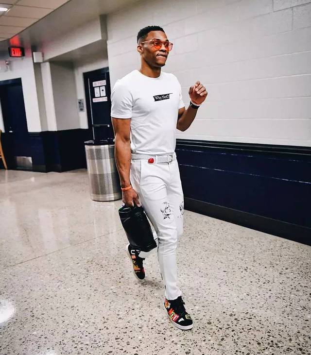 障了控球与 障了控球与